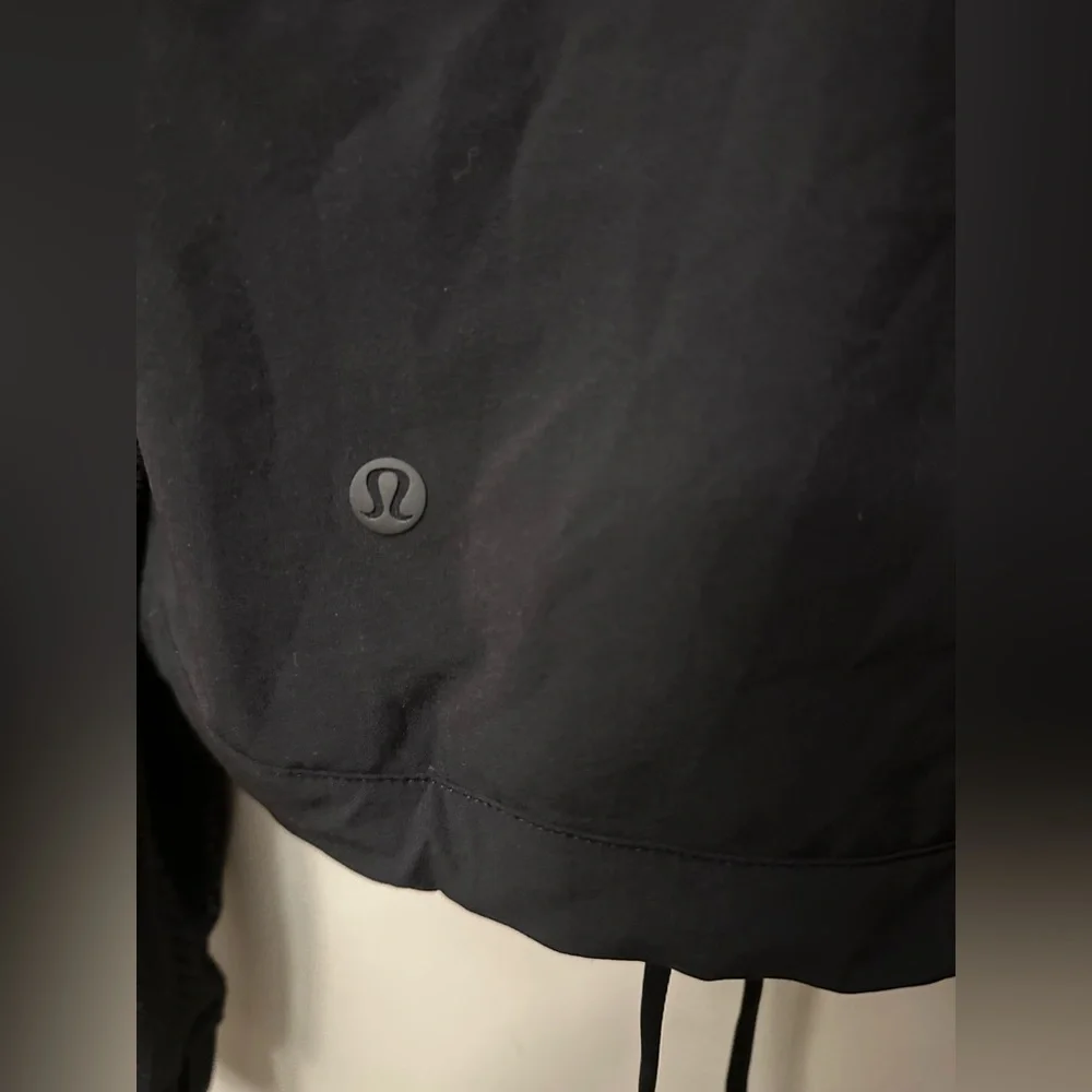 Lululemon Catch a Breeze Pullover Size 6 - Picture 6 of 6